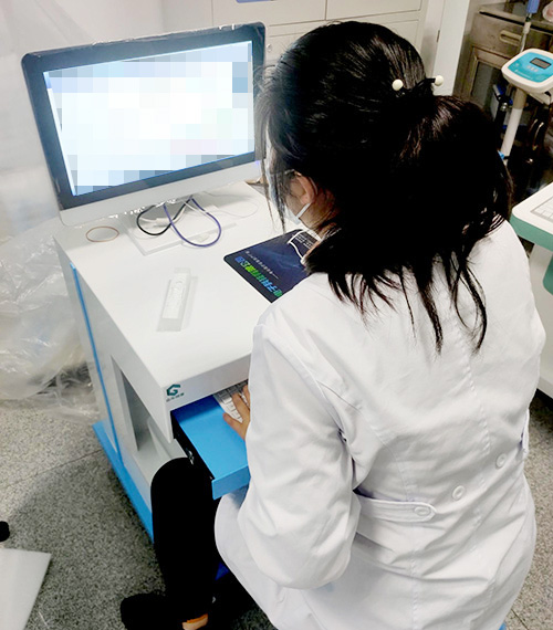 四川南充市第一台超声骨密度测试仪落户顺庆区新建社区卫生服务中心